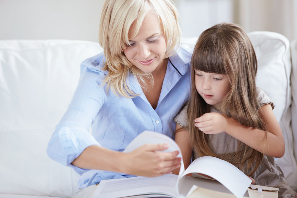 影响婴幼儿品德形成的家庭因素有哪些？